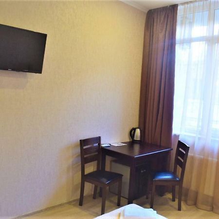 Apartment De France Odessa Exterior photo